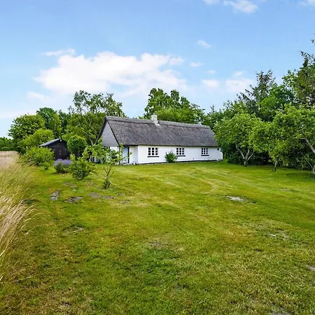 Older Thatched Farmhouse, Approx, 400 Meters From The Water Vila