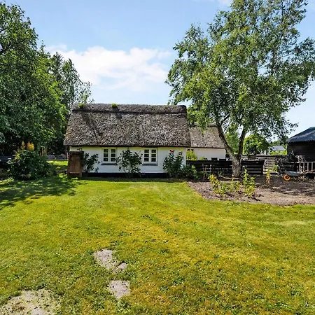 Vila Older Thatched Farmhouse, Approx, 400 Meters From The Water *