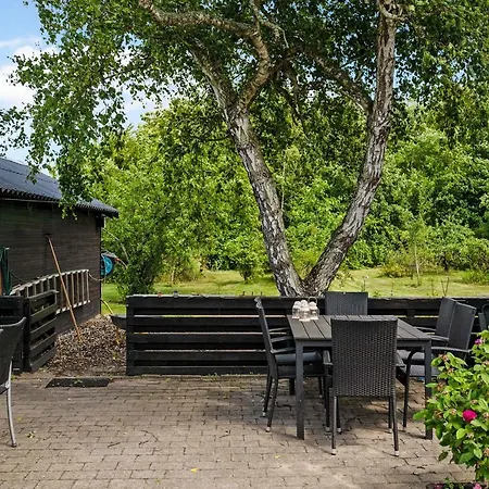 Older Thatched Farmhouse, Approx, 400 Meters From The Water Ørsted