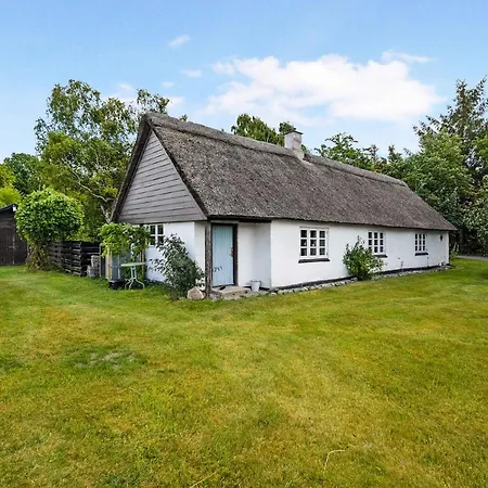 Vila Older Thatched Farmhouse, Approx, 400 Meters From The Water